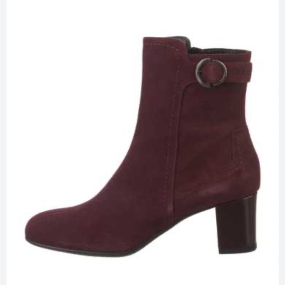 Aquatalia Suede leather Ankle Boots booties  Burgundy red Square Toe heels 9.5 - Picture 1 of 16